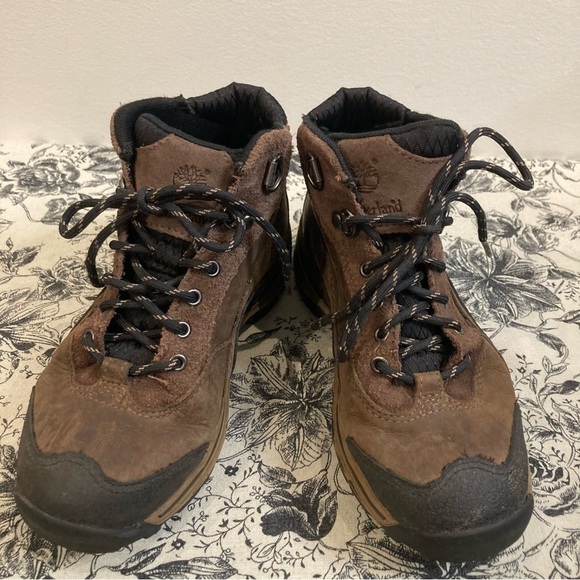 TIMBERLAND Sz 2Y  Hiking Leather Lace Up Ankle Boots Unisex - Picture 1 of 12